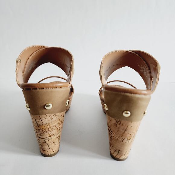 Tommy Hilfiger Tan Faux Suede Leather Cork Wedge Sandals with Gold Logo Size 9.5 - Picture 7 of 9